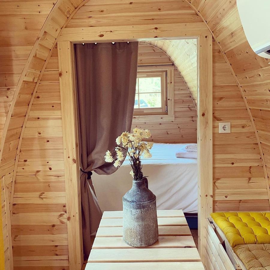 Camping La Ferme De กาสเตลลาน ภายนอก รูปภาพ